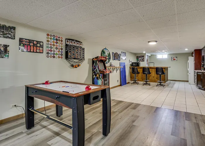 Hébergement de vacances Rural Family Retreat W/ Deck & Yard In Capron! *