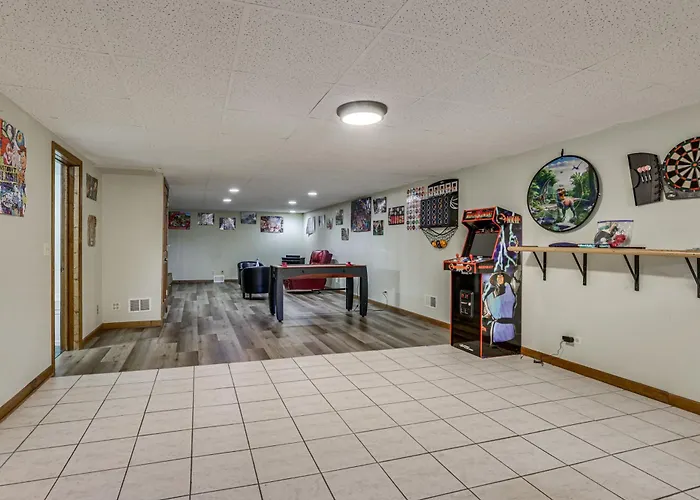 Rural Family Retreat W/ Deck & Yard In Capron! Capron