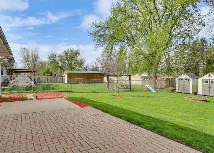Rural Family Retreat W/ Deck & Yard In Capron! * Capron